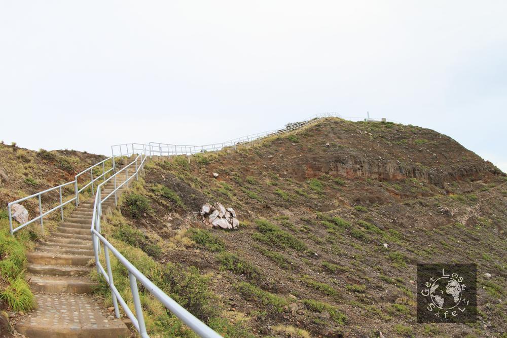 Mendaki Puncak Kelimutu